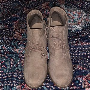 Universal Thread Wedges